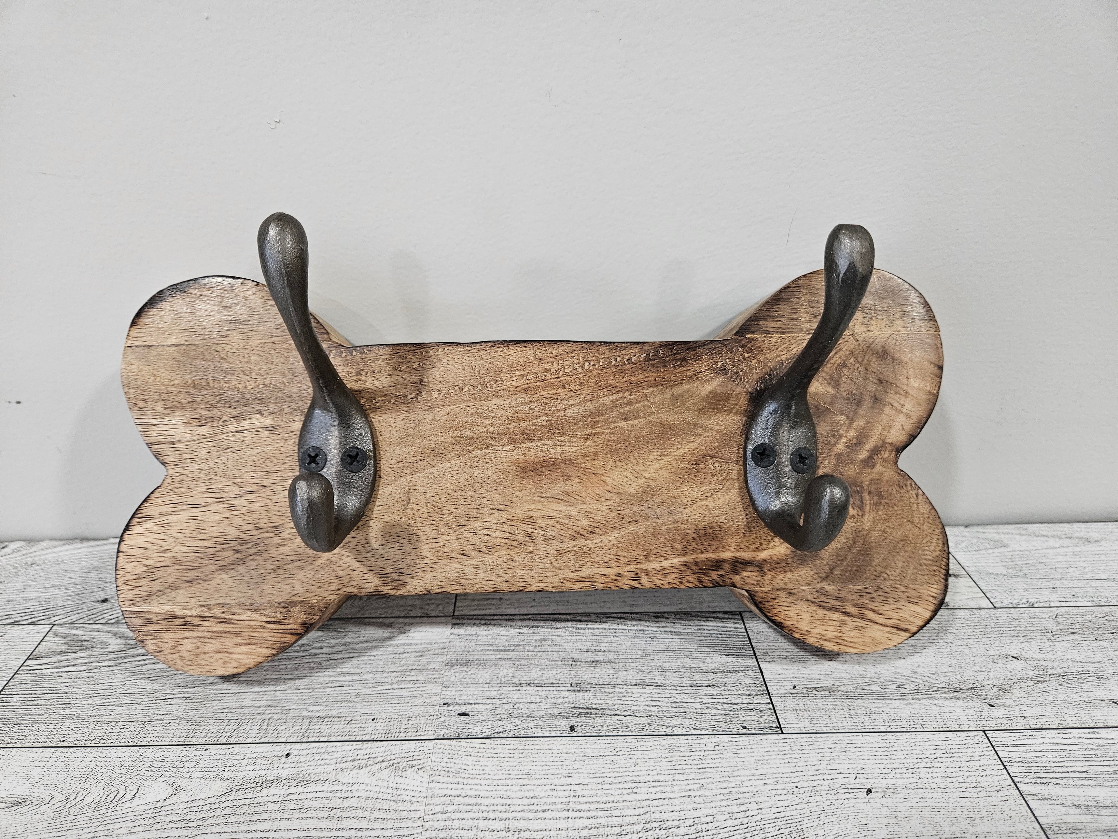 Dog leash holder